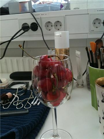 VERY NICE SNACKS ;)